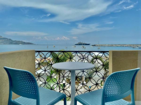 La Finestra sul Mare Modern Apartment